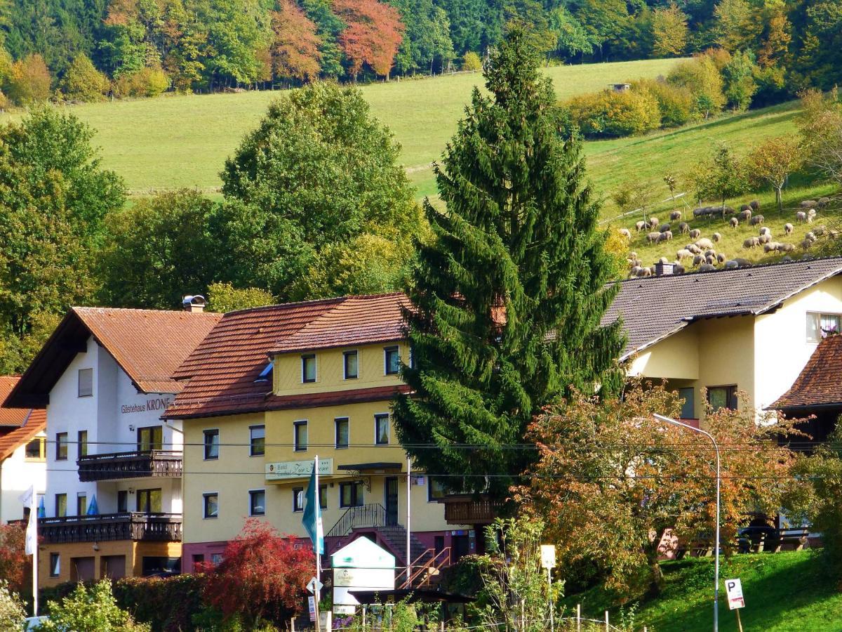 Hotel Gasthof Zur Krone Odenwald-Sterne-Hotel Oberzent Exterior foto